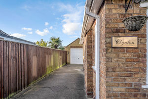 Photo 35- click for photo gallery